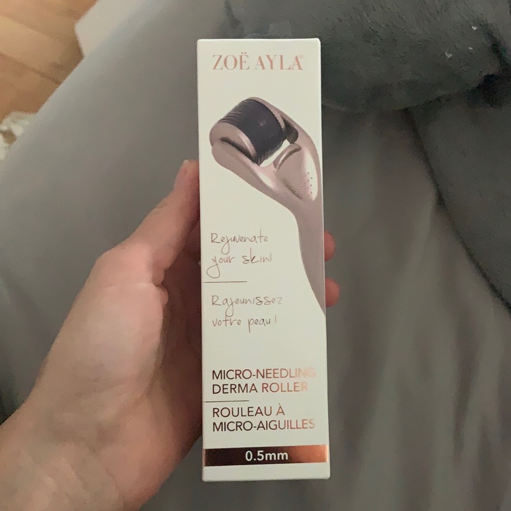 NEW Zoe Ayla micro needling derma roller